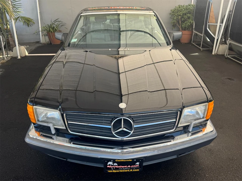 1989 Mercedes-Benz W126 S-Class Sedan - Image 4 of 31