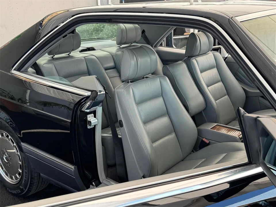 1989 Mercedes-Benz W126 S-Class Sedan - Image 10 of 31