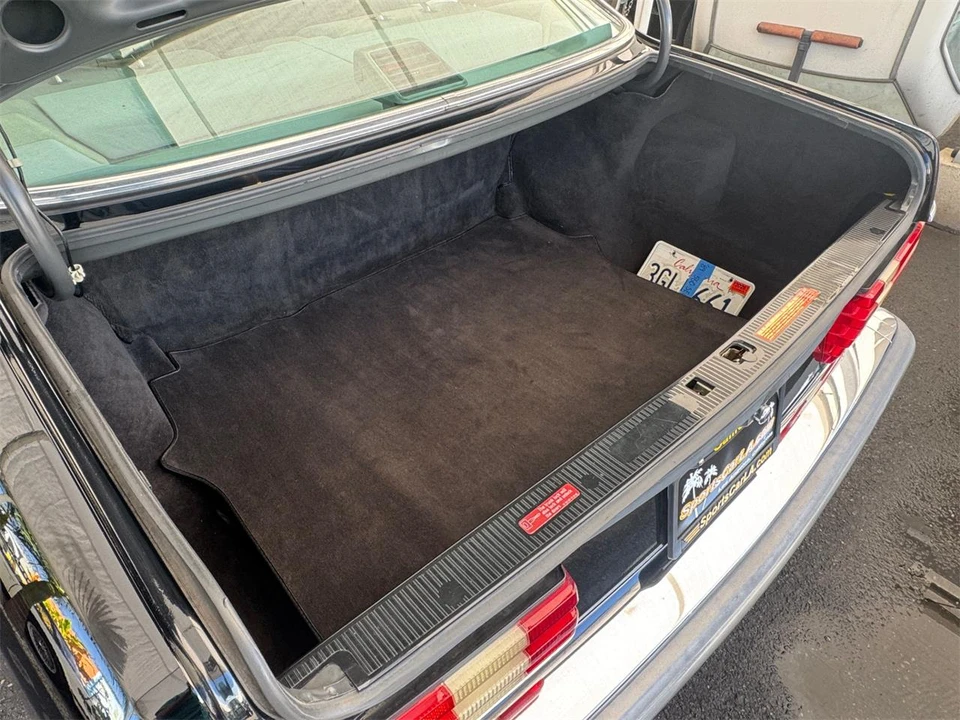 1989 Mercedes-Benz W126 S-Class Sedan - Image 18 of 31