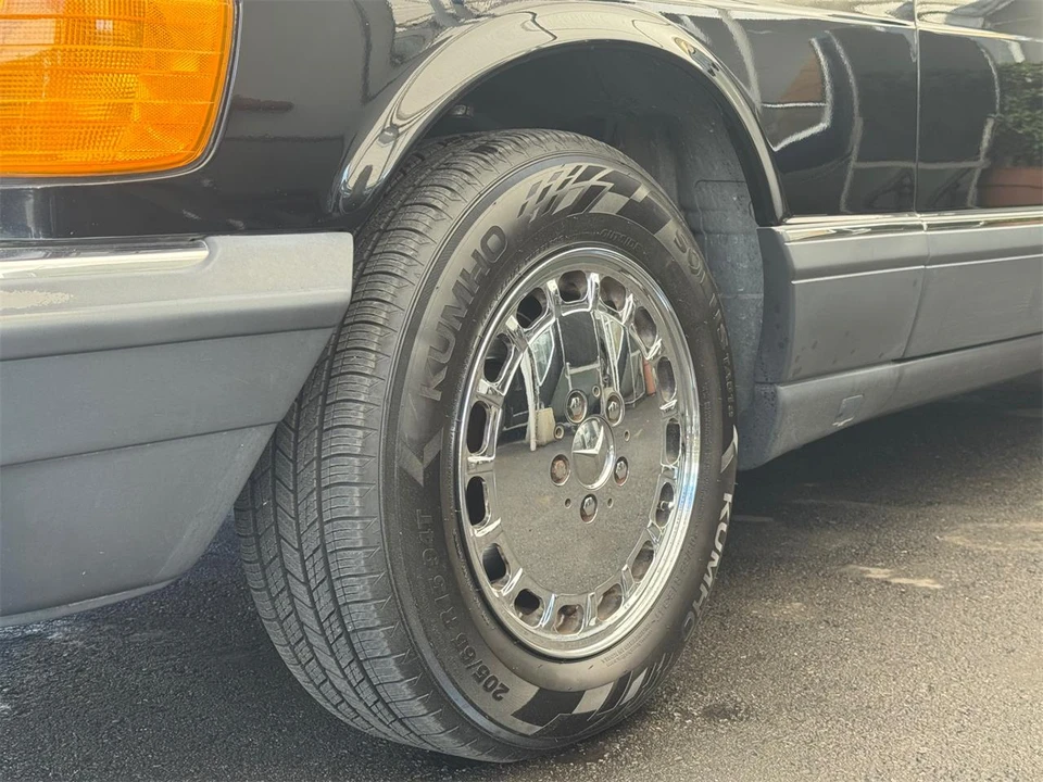 1989 Mercedes-Benz W126 S-Class Sedan - Image 22 of 31