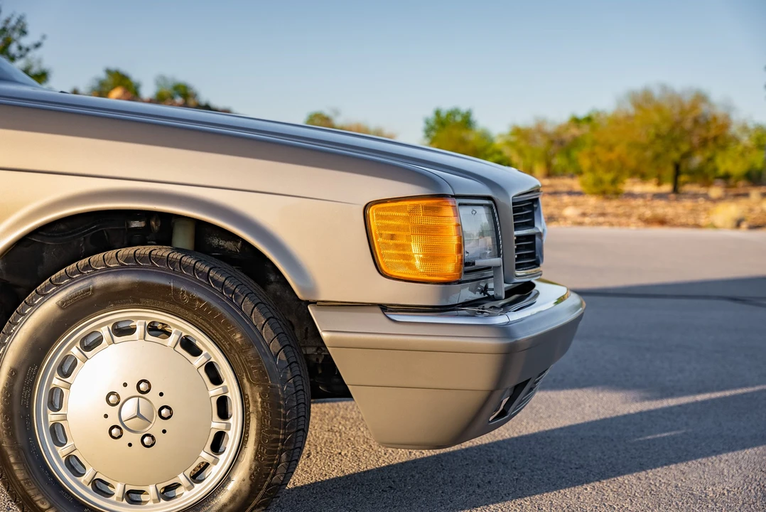 1989 Mercedes-Benz C126 S-Class Coupe - Image 28 of 31