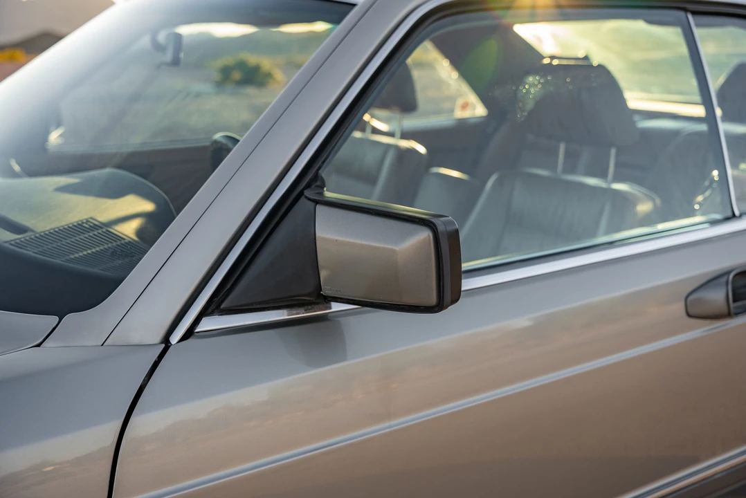 1989 Mercedes-Benz C126 S-Class Coupe - Image 17 of 31