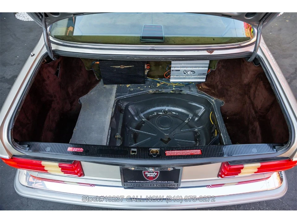 1989 Mercedes-Benz C126 S-Class Coupe - Image 29 of 31