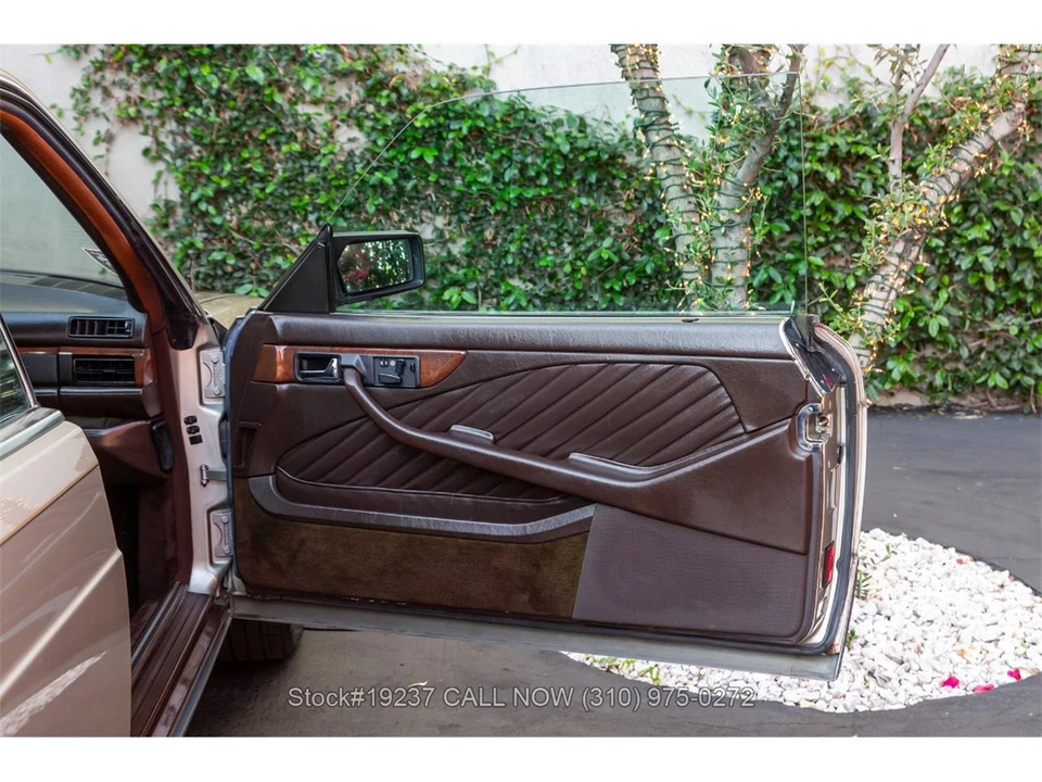 1989 Mercedes-Benz C126 S-Class Coupe - Image 24 of 31