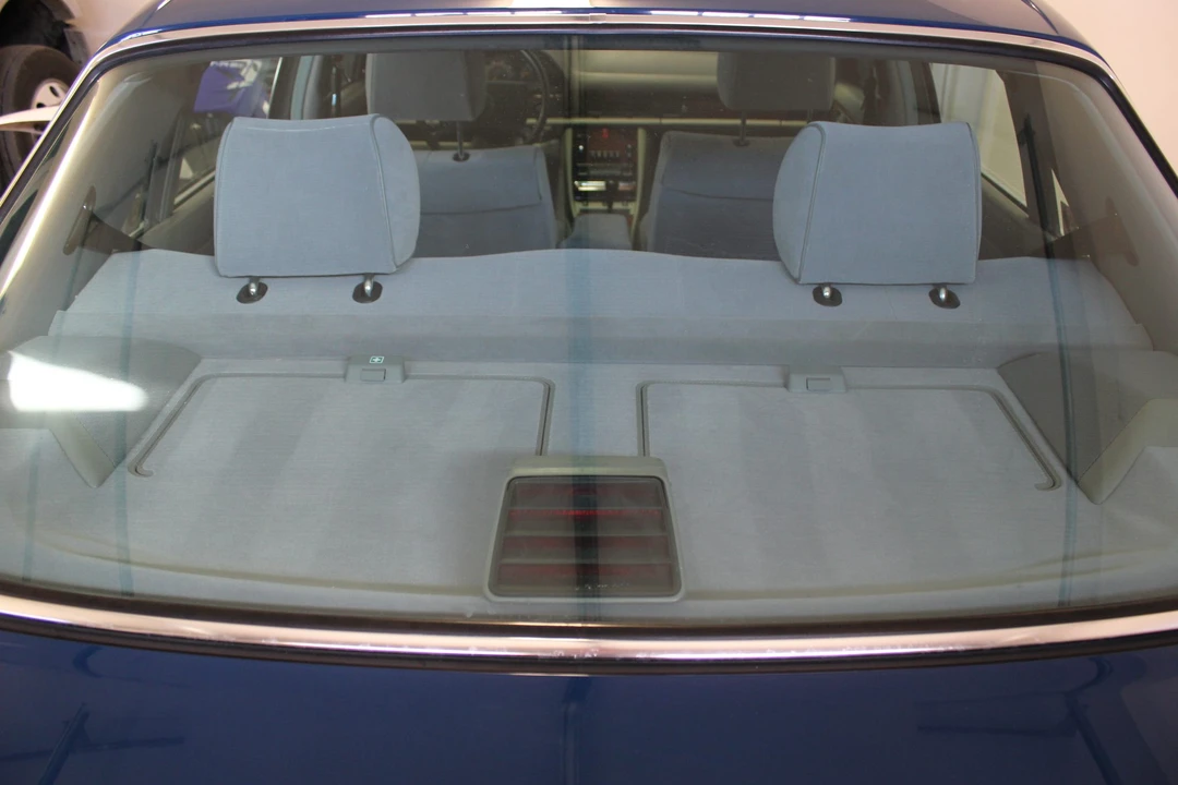 1989 Mercedes-Benz W126 S-Class Sedan - Image 28 of 31