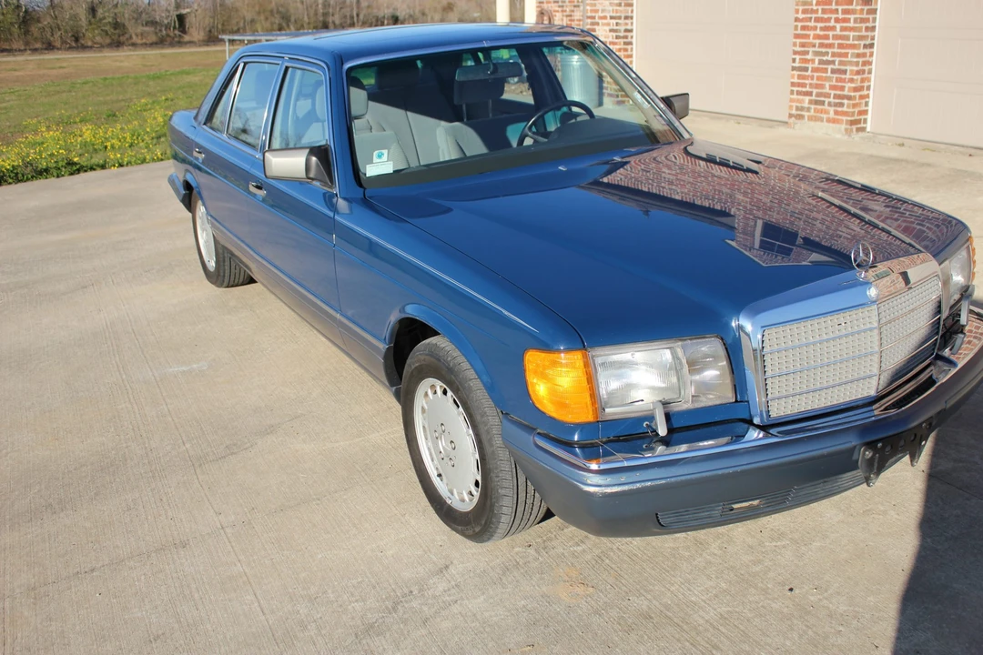 1989 Mercedes-Benz W126 S-Class Sedan - Image 17 of 31