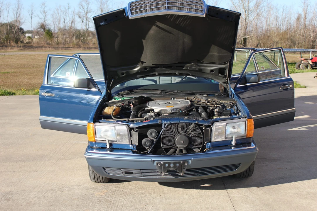 1989 Mercedes-Benz W126 S-Class Sedan - Image 24 of 31