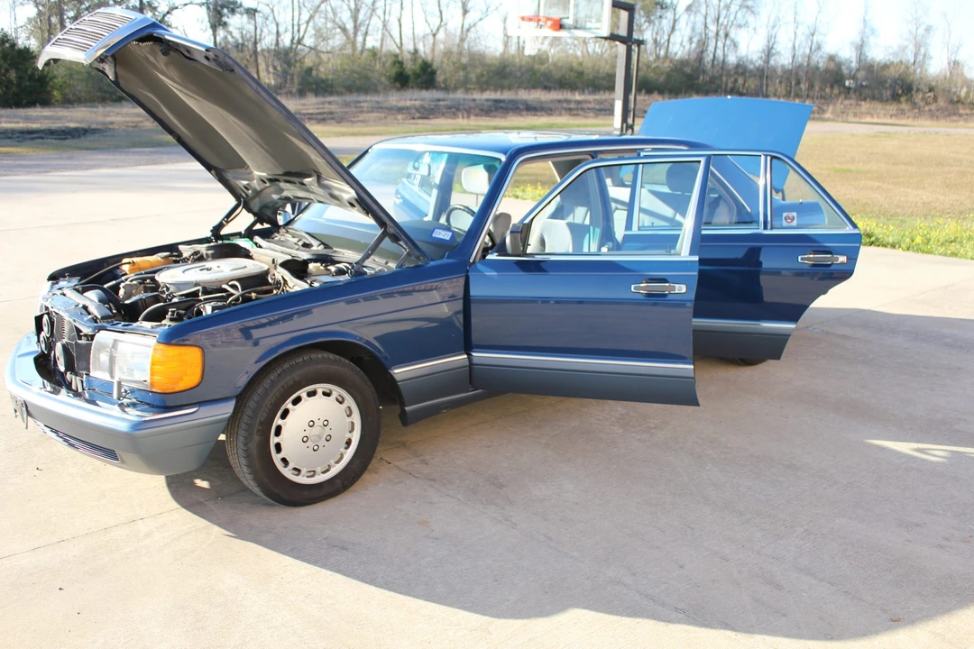 1989 Mercedes-Benz W126 S-Class Sedan - Image 25 of 31