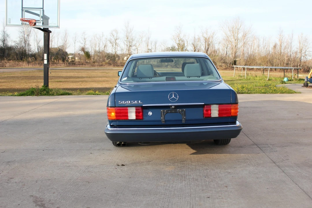 1989 Mercedes-Benz W126 S-Class Sedan - Image 7 of 31