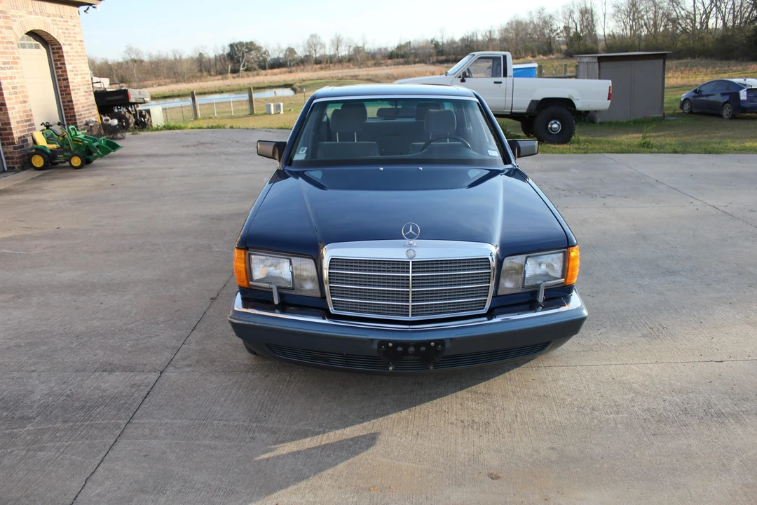 1989 Mercedes-Benz W126 S-Class Sedan - Image 18 of 31
