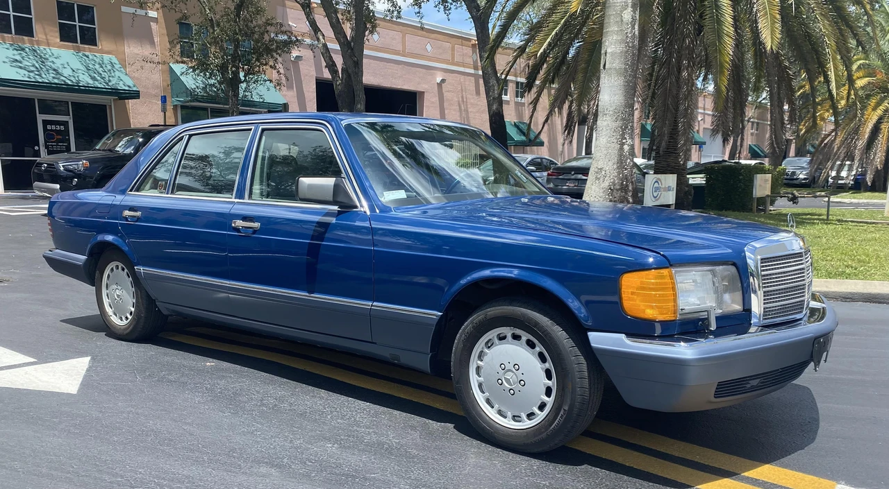 1989 Mercedes-Benz W126 S-Class Sedan - Image 19 of 31