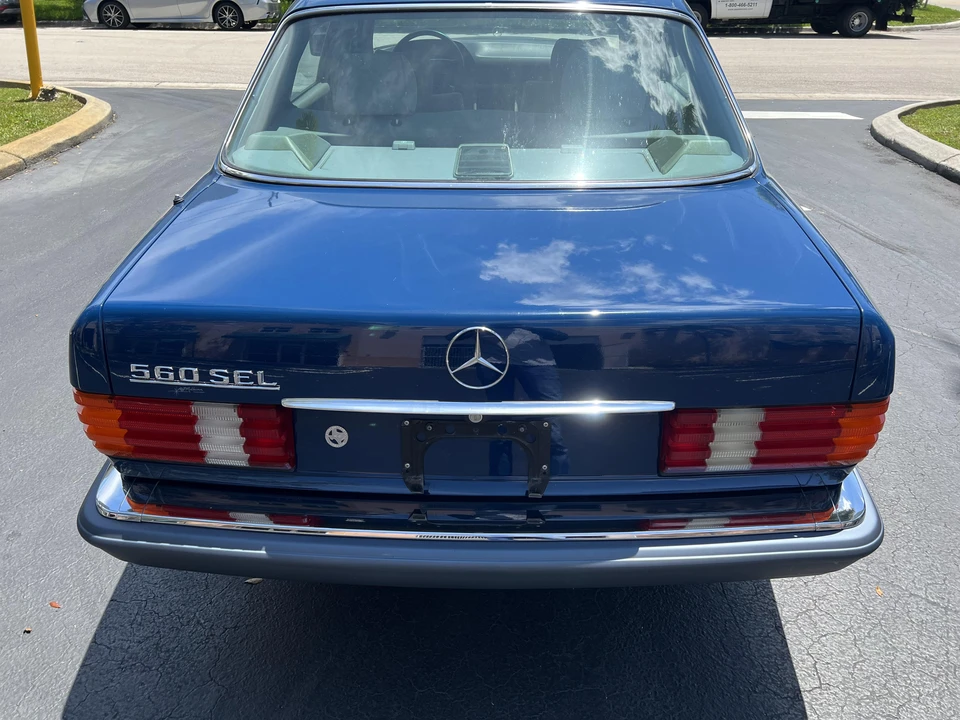 1989 Mercedes-Benz W126 S-Class Sedan - Image 14 of 31