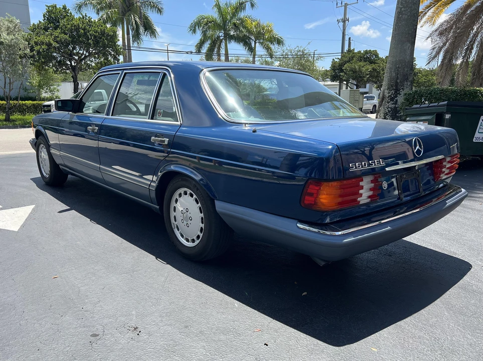 1989 Mercedes-Benz W126 S-Class Sedan - Image 10 of 31