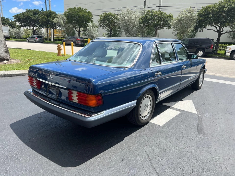 1989 Mercedes-Benz W126 S-Class Sedan - Image 17 of 31