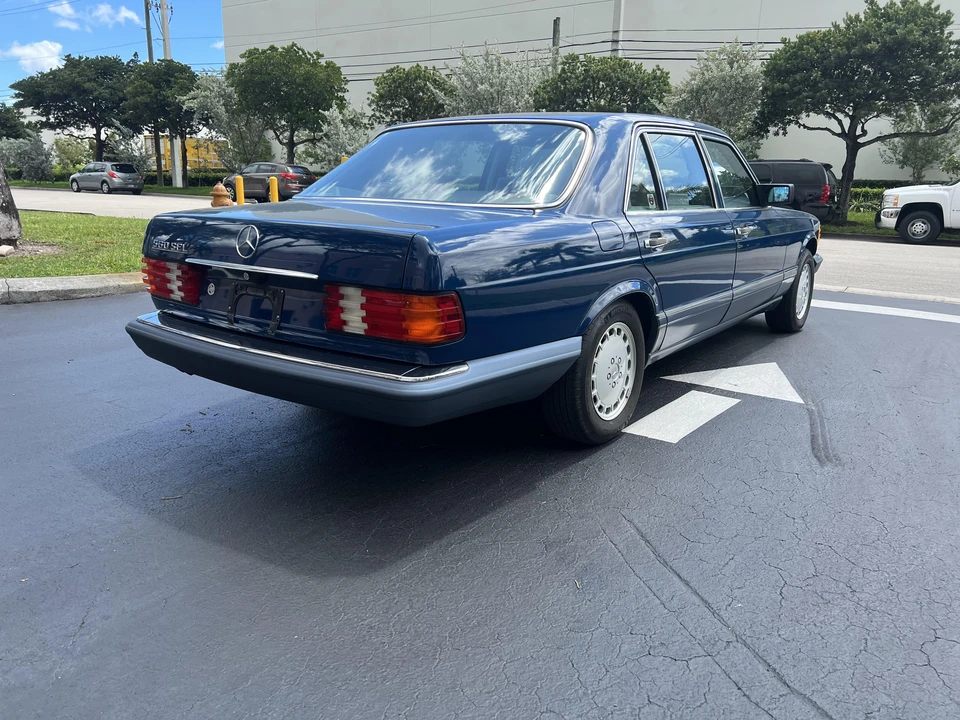 1989 Mercedes-Benz W126 S-Class Sedan - Image 16 of 31