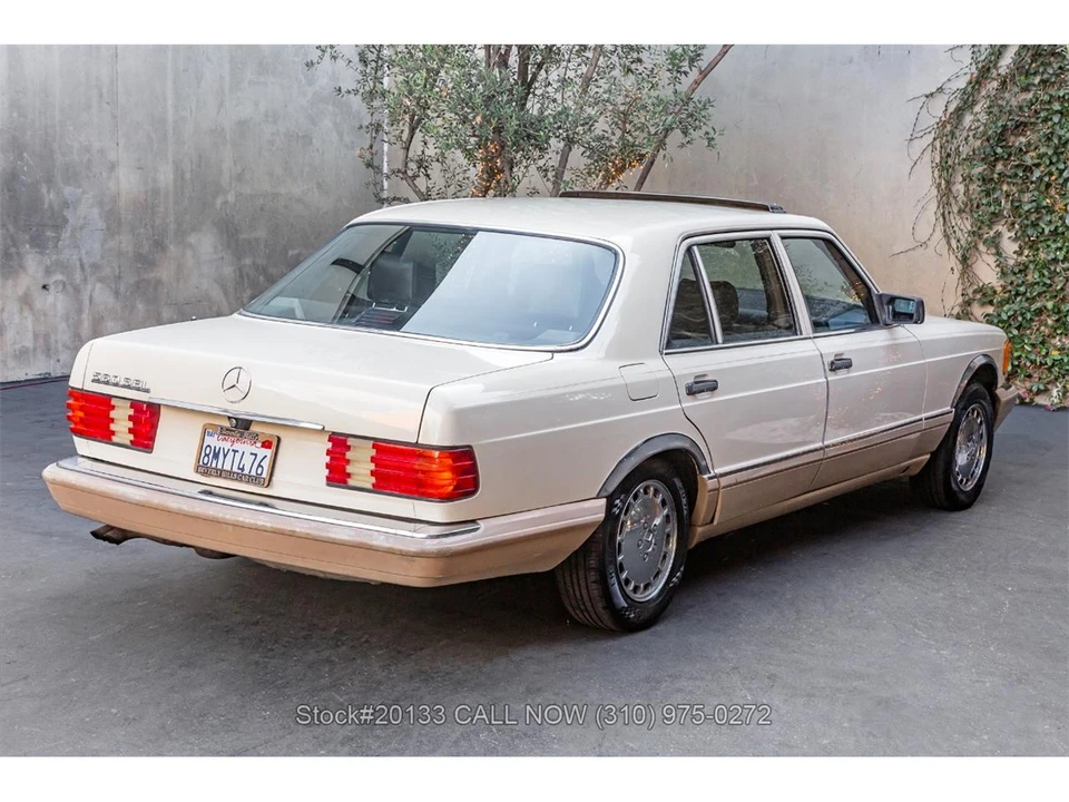 1989 Mercedes-Benz W126 S-Class Sedan - Image 5 of 31