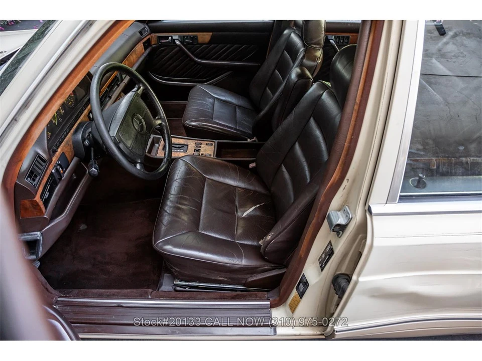 1989 Mercedes-Benz W126 S-Class Sedan - Image 16 of 31