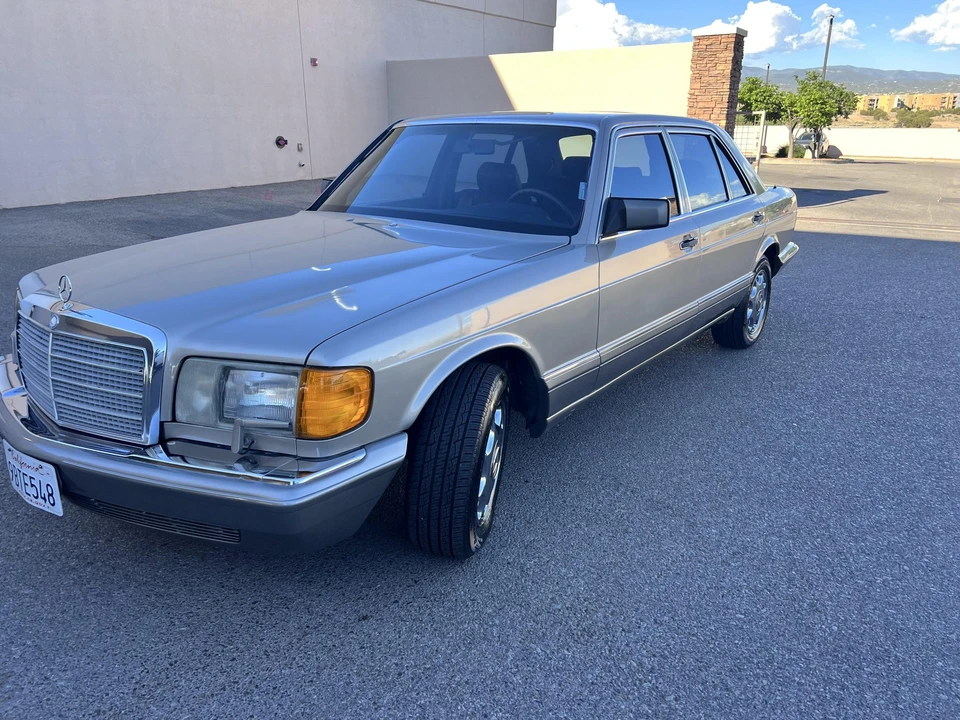 1989 Mercedes-Benz W126 S-Class Sedan - Image 3 of 31