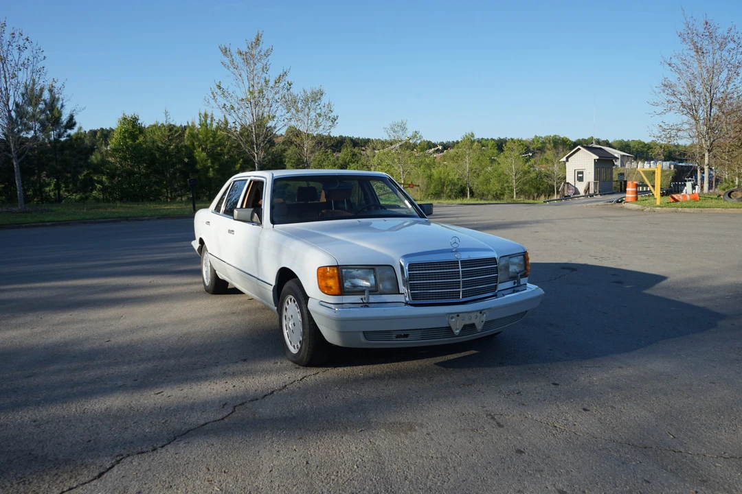 1989 Mercedes-Benz W126 S-Class Sedan - Image 9 of 31