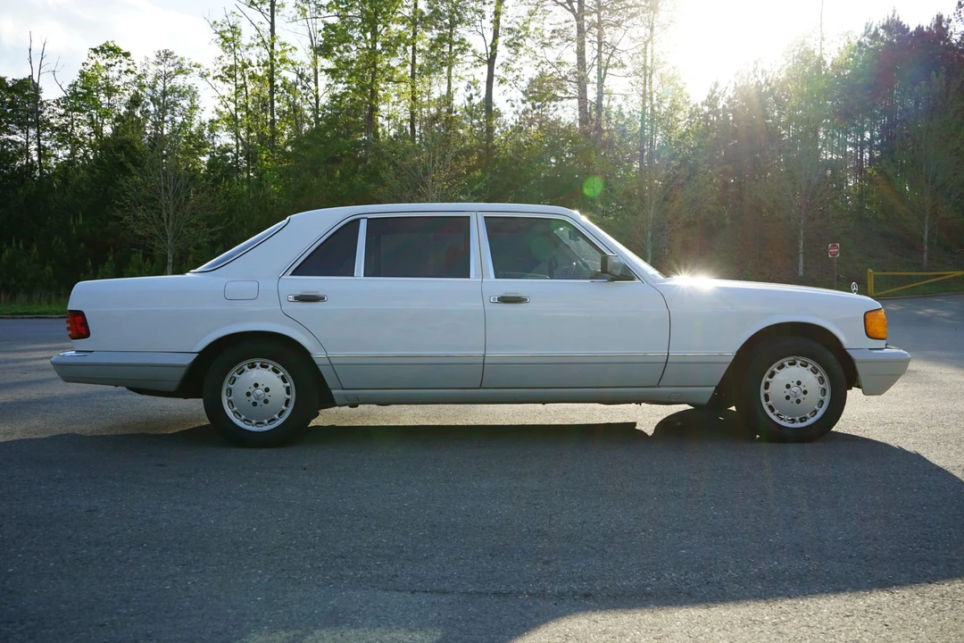 1989 Mercedes-Benz W126 S-Class Sedan - Image 7 of 31