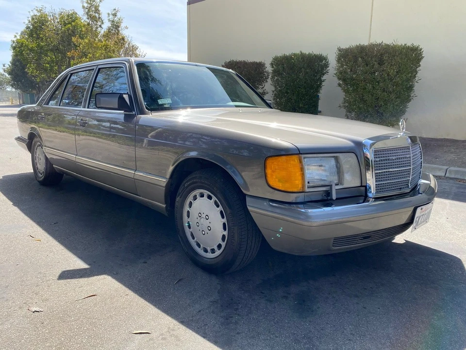 1989 Mercedes-Benz W126 S-Class Sedan - Image 7 of 31