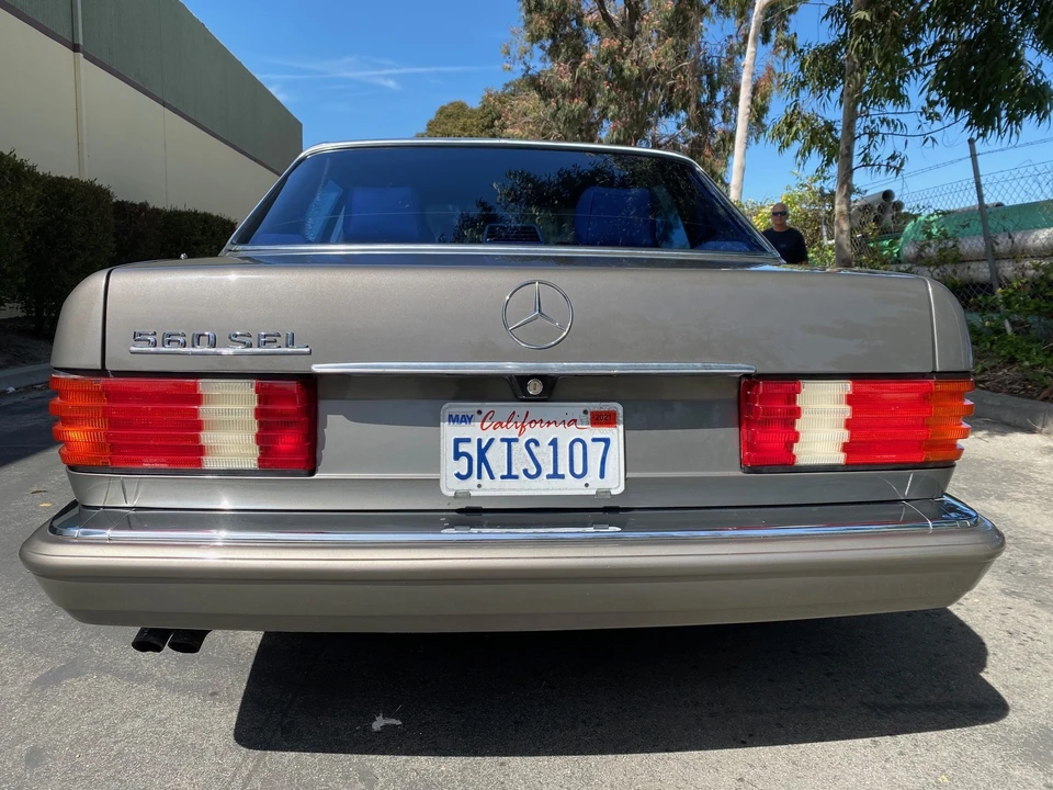 1989 Mercedes-Benz W126 S-Class Sedan - Image 9 of 31