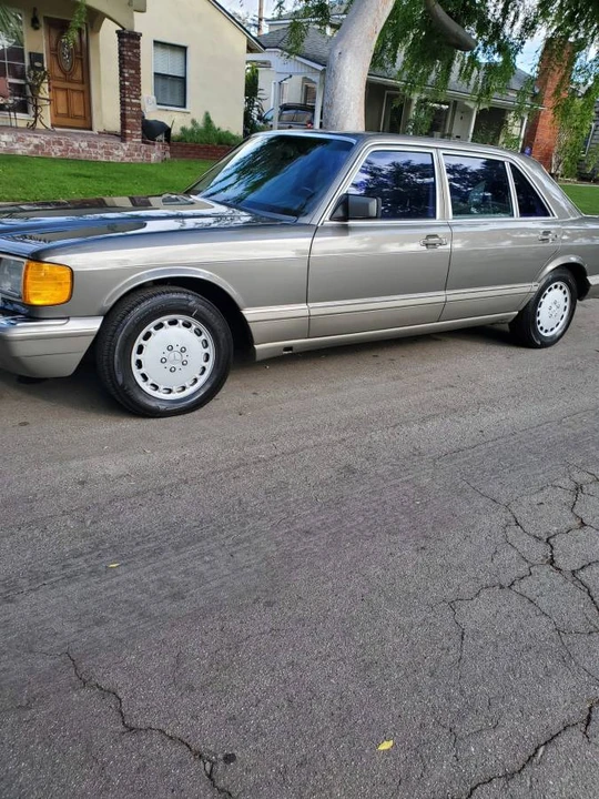 1989 Mercedes-Benz W126 S-Class Sedan - Image 19 of 31