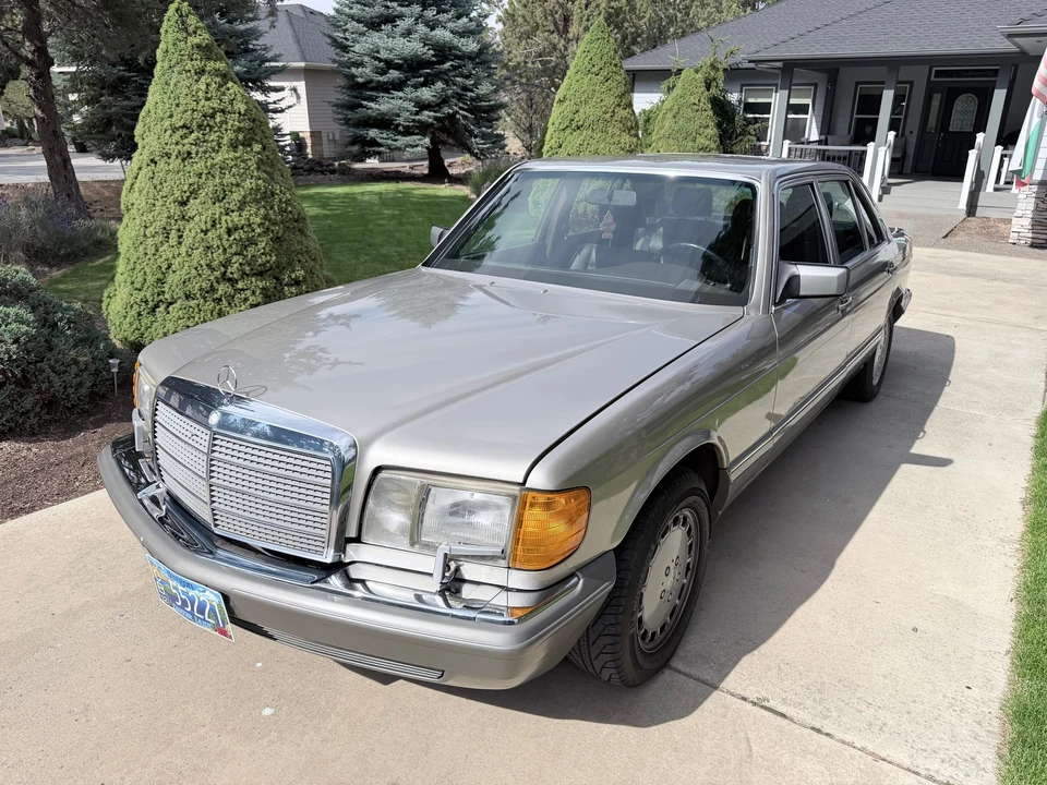 1989 Mercedes-Benz W126 S-Class Sedan - Image 2 of 31
