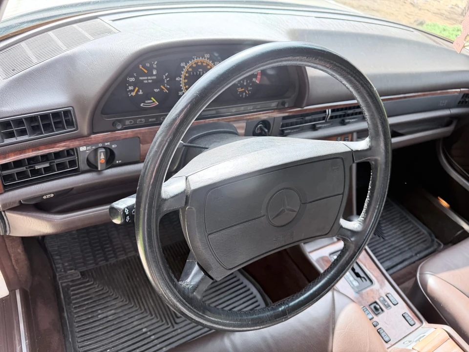 1989 Mercedes-Benz W126 S-Class Sedan - Image 20 of 31