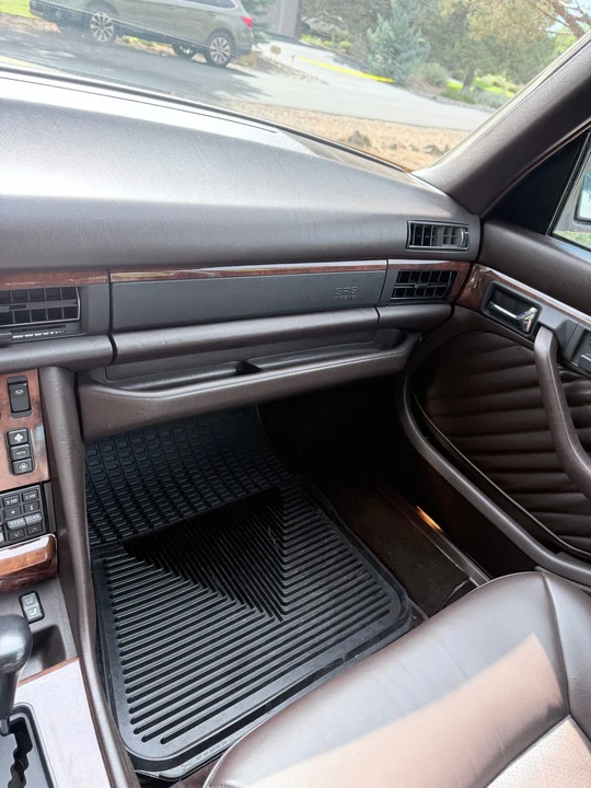 1989 Mercedes-Benz W126 S-Class Sedan - Image 24 of 31