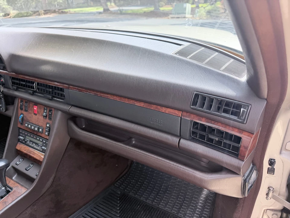 1989 Mercedes-Benz W126 S-Class Sedan - Image 26 of 31