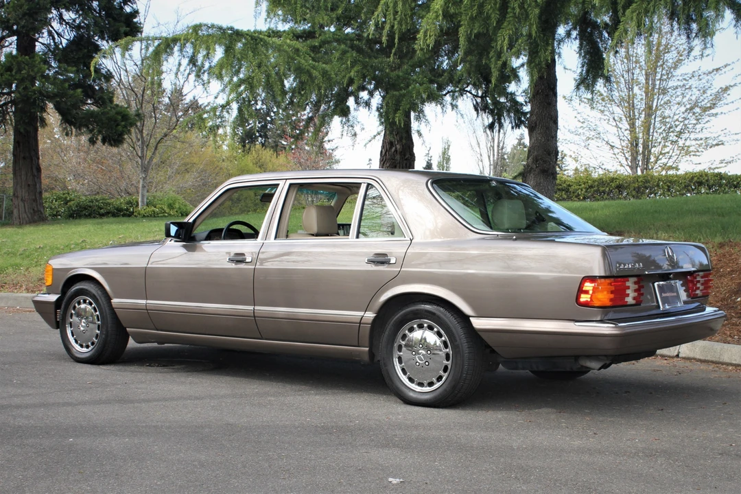 1989 Mercedes-Benz W126 S-Class Sedan - Image 5 of 31