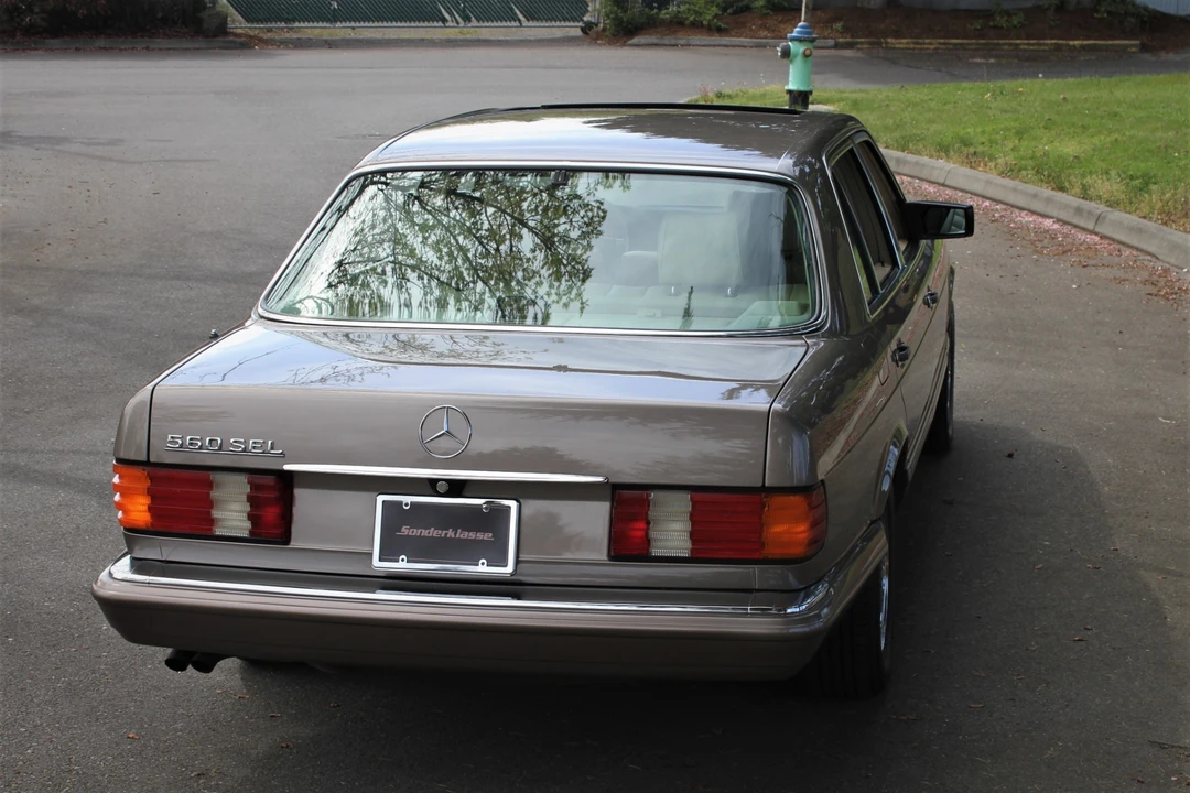 1989 Mercedes-Benz W126 S-Class Sedan - Image 8 of 31