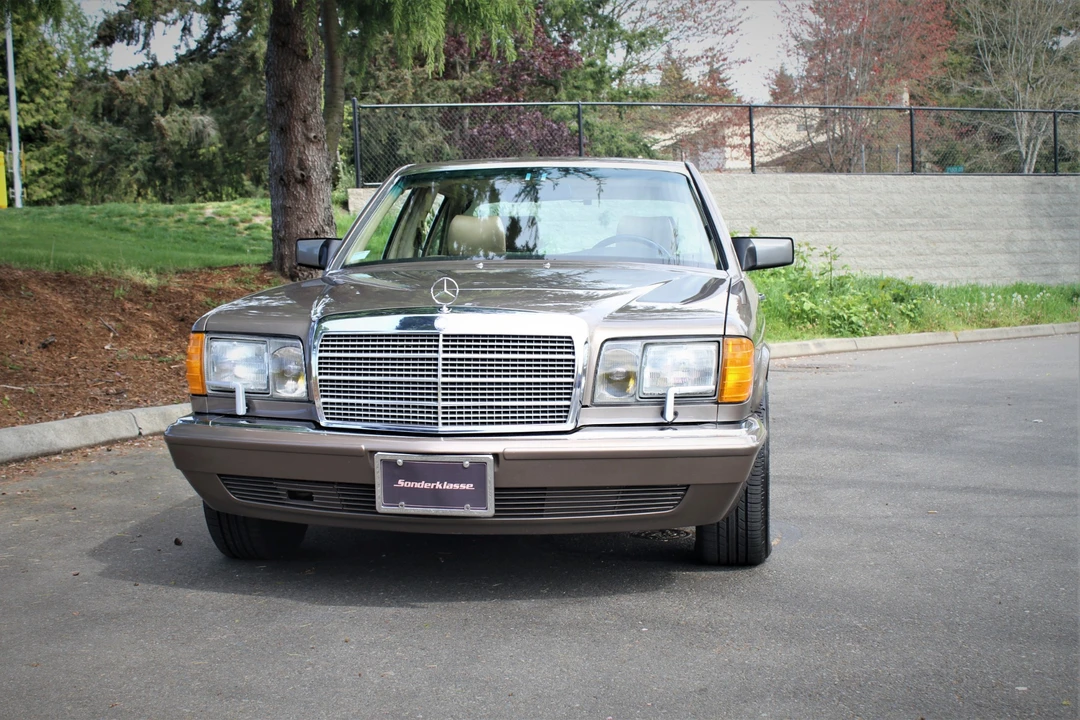 1989 Mercedes-Benz W126 S-Class Sedan - Image 14 of 31