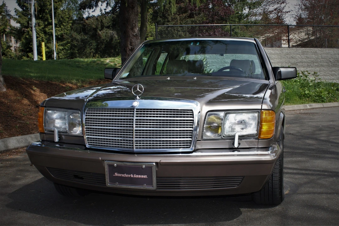 1989 Mercedes-Benz W126 S-Class Sedan - Image 15 of 31