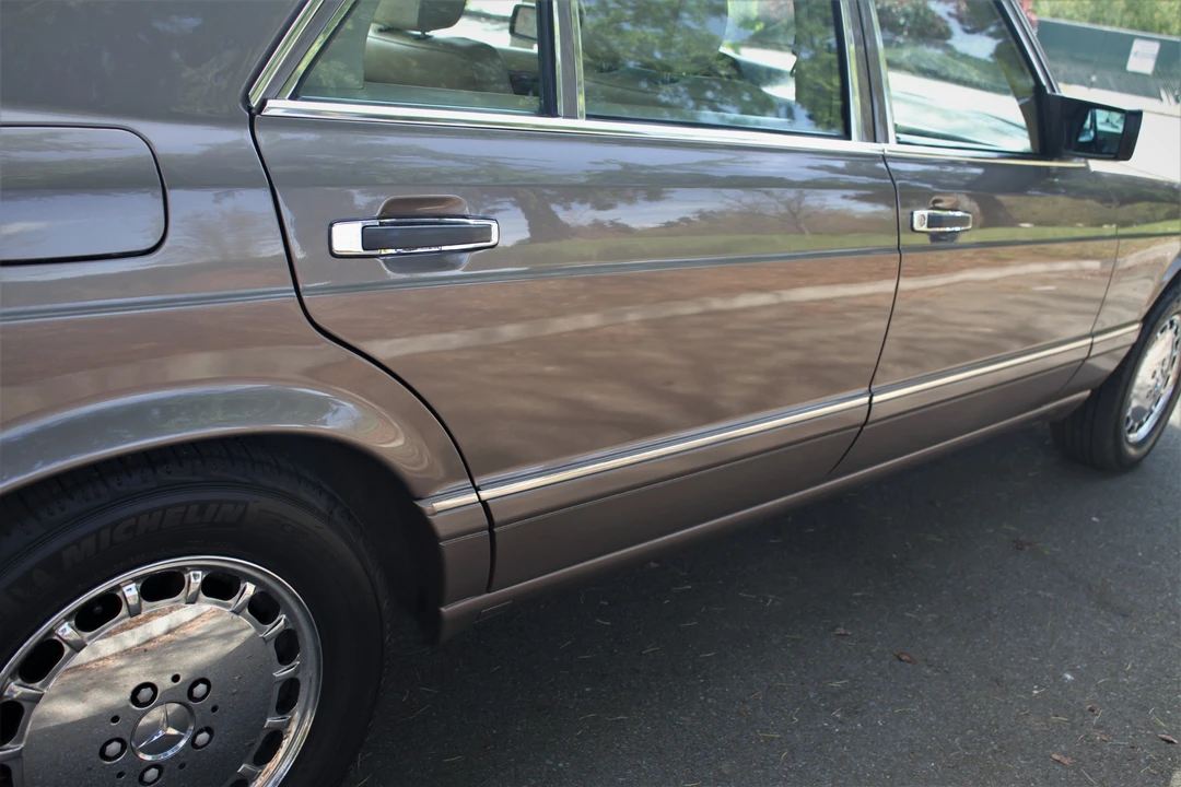 1989 Mercedes-Benz W126 S-Class Sedan - Image 29 of 31