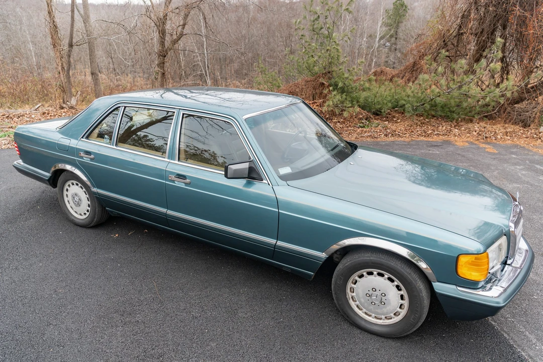 1989 Mercedes-Benz W126 S-Class Sedan - Image 10 of 31
