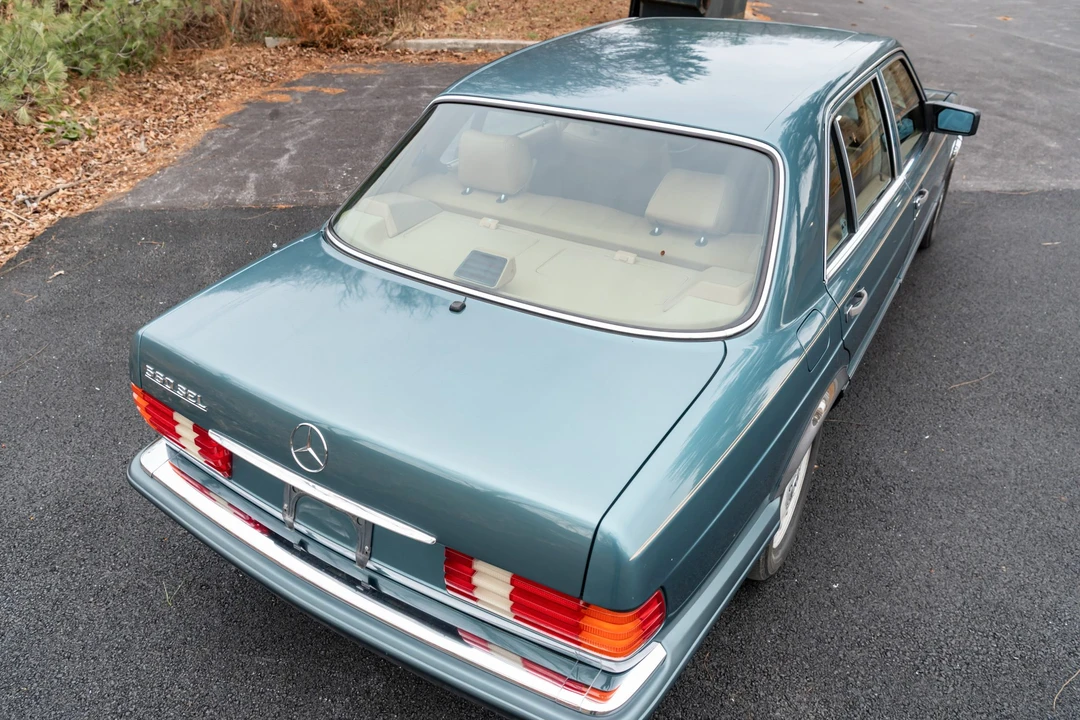 1989 Mercedes-Benz W126 S-Class Sedan - Image 13 of 31