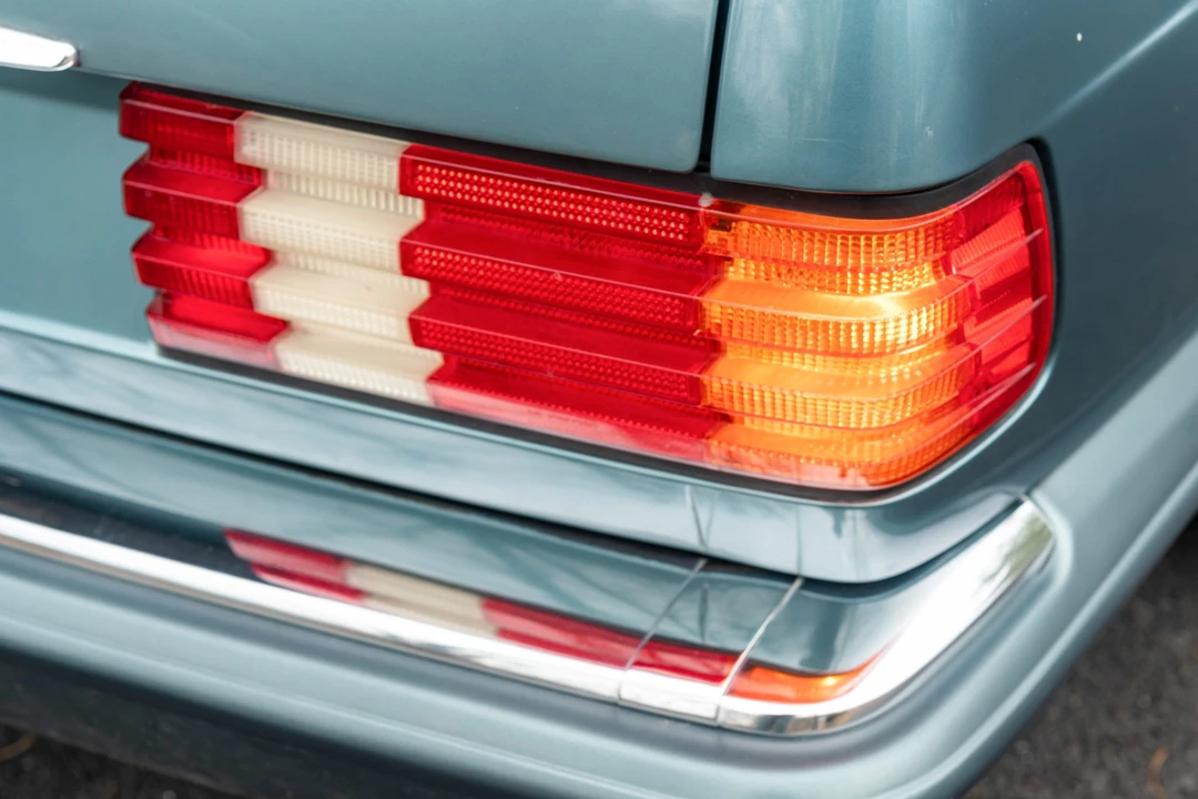 1989 Mercedes-Benz W126 S-Class Sedan - Image 27 of 31