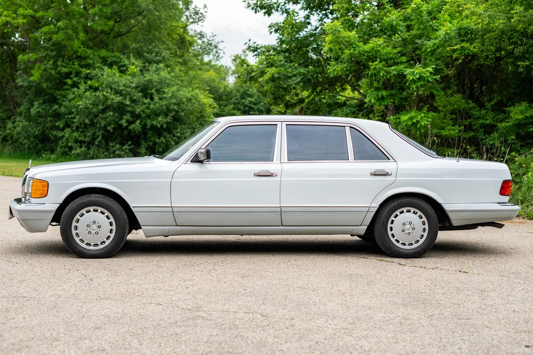 1989 Mercedes-Benz W126 S-Class Sedan - Image 9 of 31