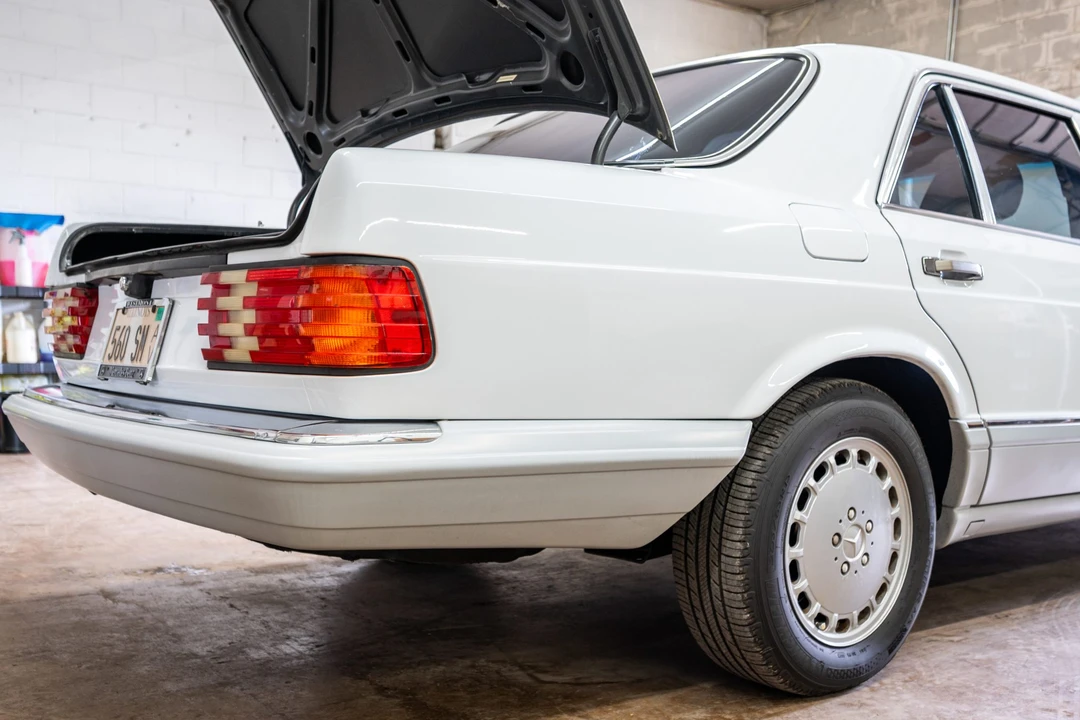1989 Mercedes-Benz W126 S-Class Sedan - Image 28 of 31