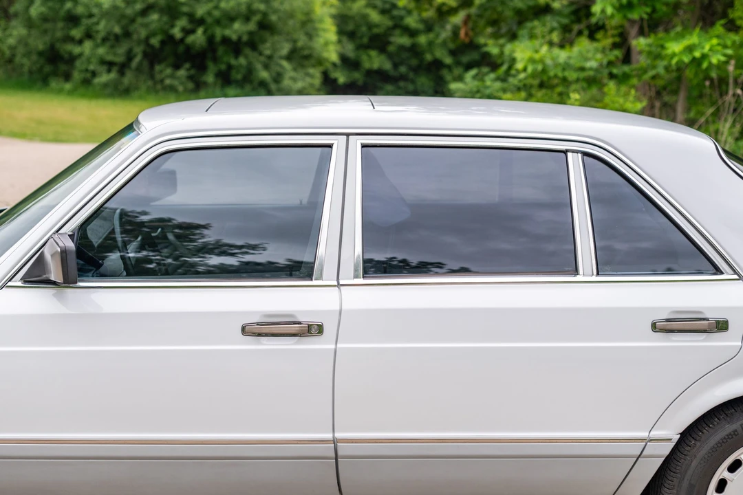 1989 Mercedes-Benz W126 S-Class Sedan - Image 20 of 31