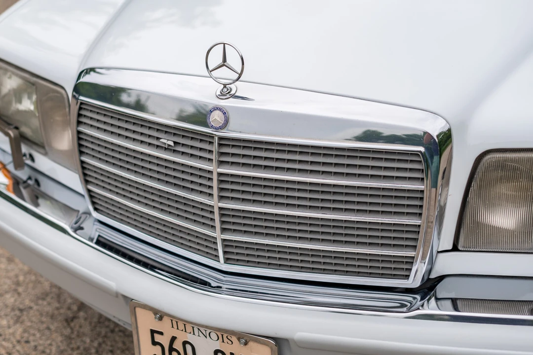 1989 Mercedes-Benz W126 S-Class Sedan - Image 13 of 31