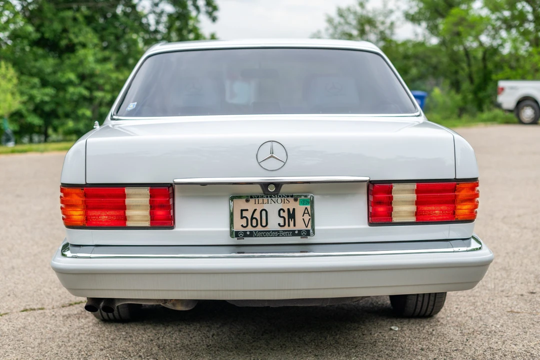 1989 Mercedes-Benz W126 S-Class Sedan - Image 11 of 31