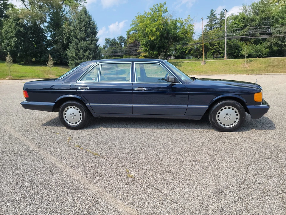 1989 Mercedes-Benz W126 S-Class Sedan - Image 5 of 31