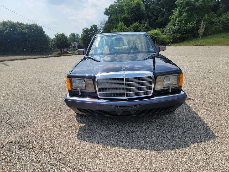 1989 Mercedes-Benz W126 S-Class Sedan - Image 3 of 31