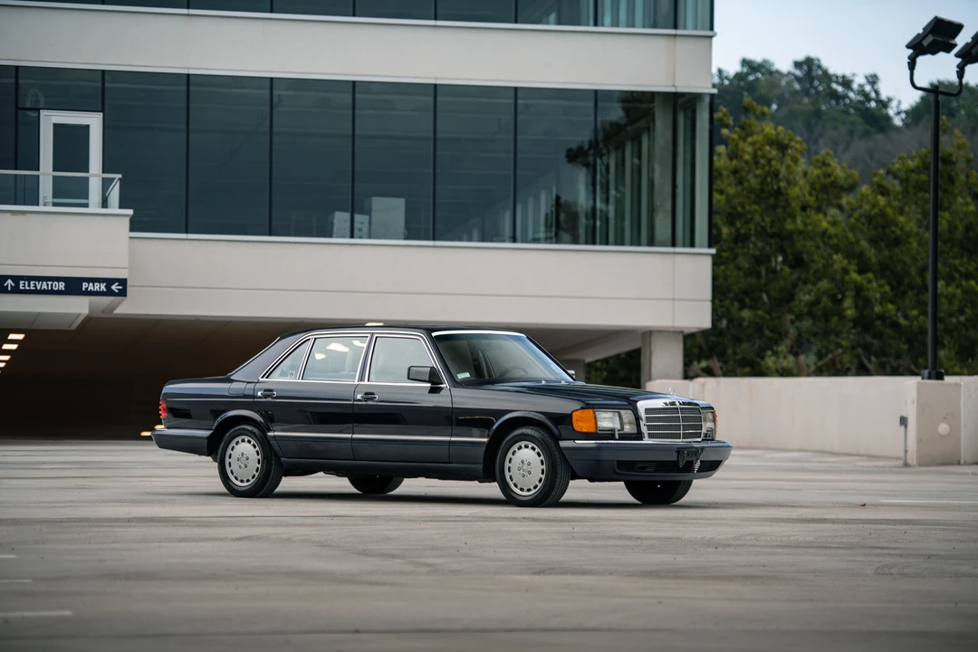 1989 Mercedes-Benz W126 S-Class Sedan - Image 20 of 31