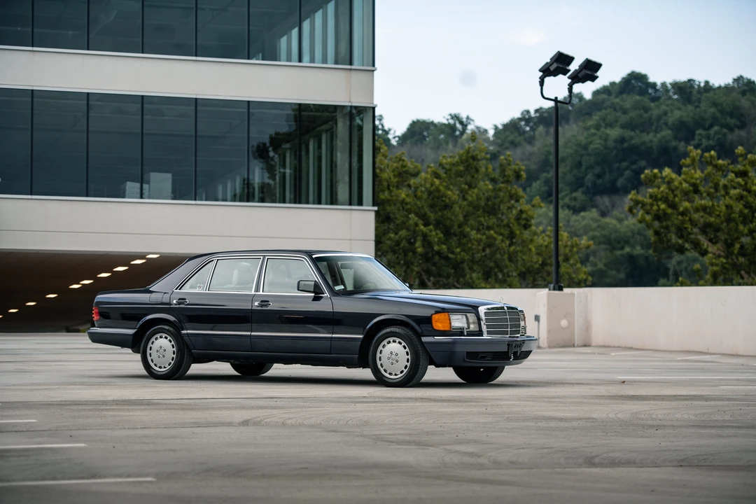 1989 Mercedes-Benz W126 S-Class Sedan - Image 17 of 31