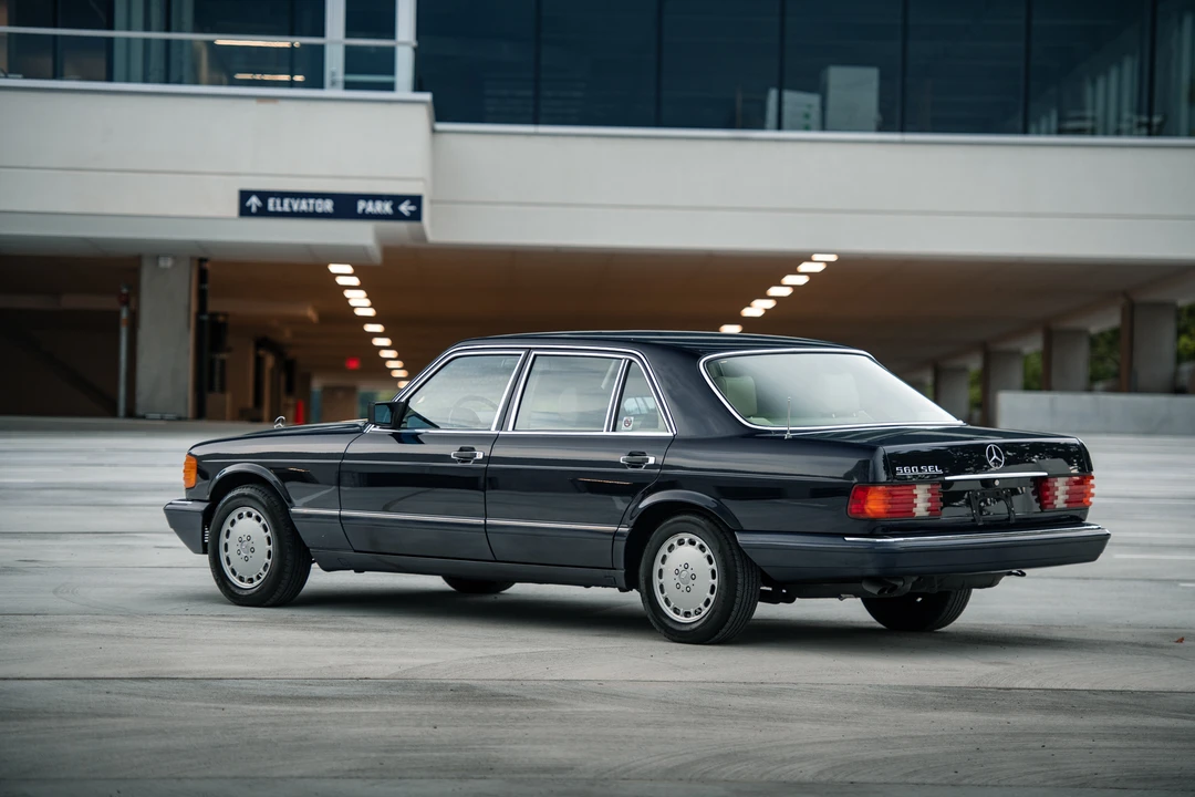 1989 Mercedes-Benz W126 S-Class Sedan - Image 24 of 31