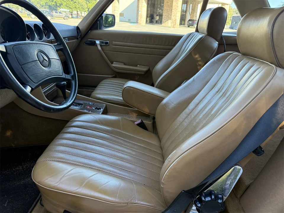 1989 Mercedes-Benz R107 SL-Class - Image 2 of 4
